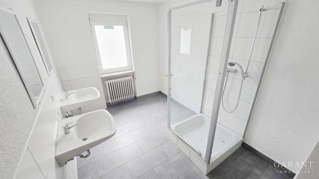 Immobilie in Heidenheim an der Brenz - Großzügiges Reiheneckhaus mit Doppelgarage und Dachterrasse! - Bild 4