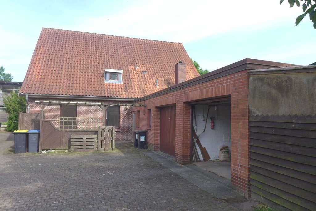 Immobilie in Linau - Charmantes Zweifamilienhaus in ruhiger Lage nahe dem Hahnheider Forst - Bild 2