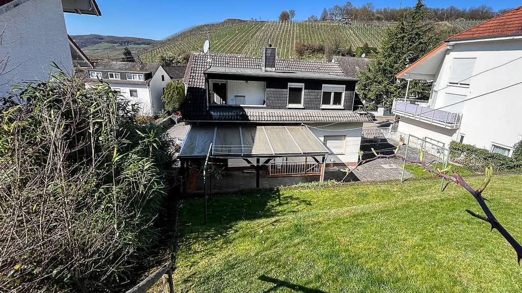 Immobilie in Bad Neuenahr-Ahrweiler - Sichern Sie Ihr Kapital! Dreifamilienwohnhaus in TOP-Lage von Bad Neuenahr!
 - Bild 2
