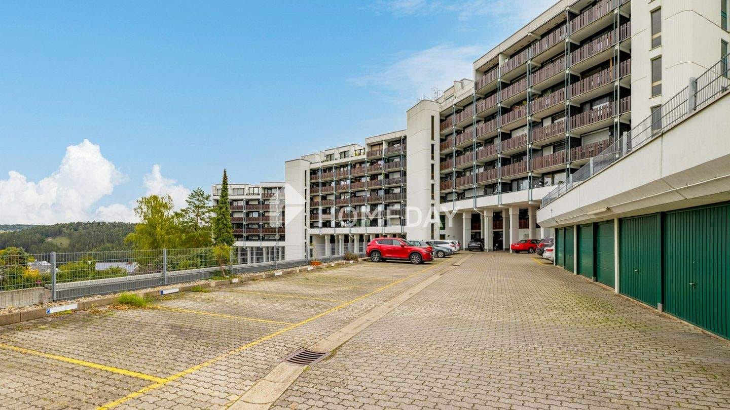 Immobilie in Riedenburg - Charmante 1-Zimmer-Wohnung in gepflegter Wohnanlage mit Pool und Sauna zur Mitnutzung - Bild 1
