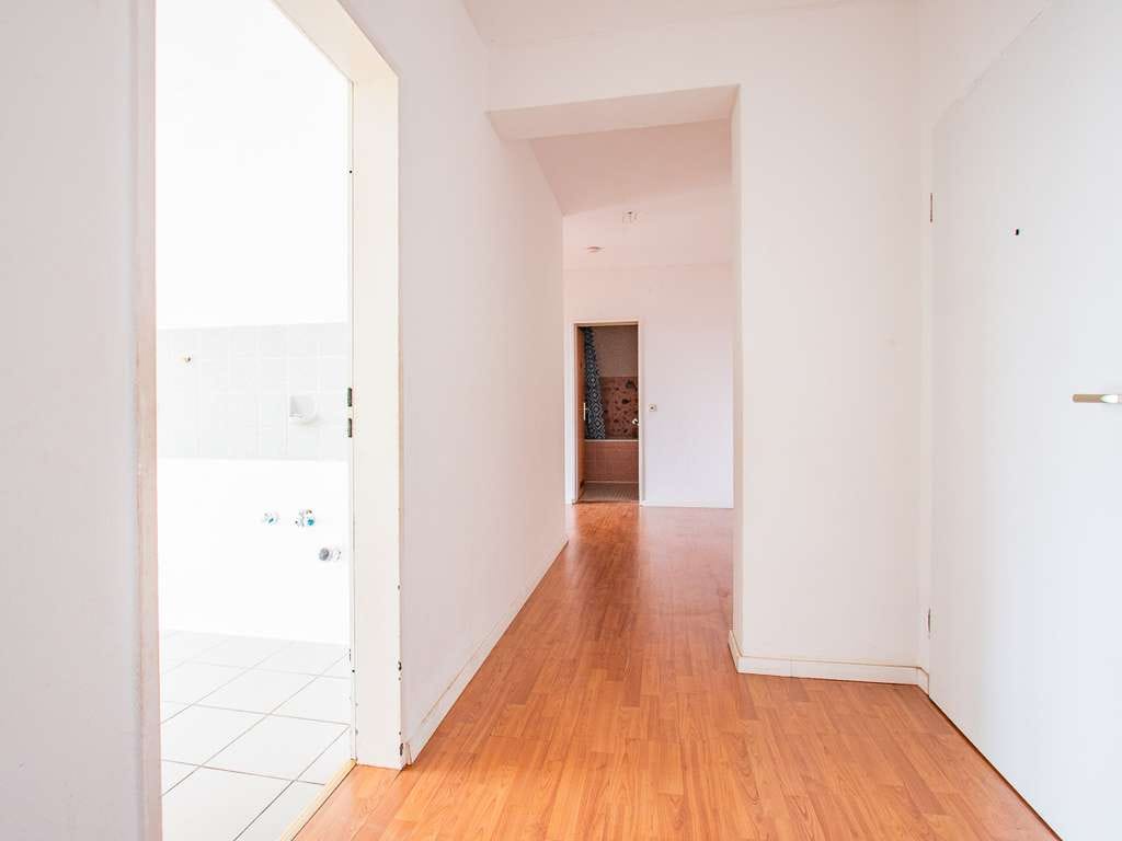 Immobilie in Bielefeld - Attraktive 3-Zimmer-Wohnung mit Balkon, Aufzug und Stellplätzen! - Bild 4