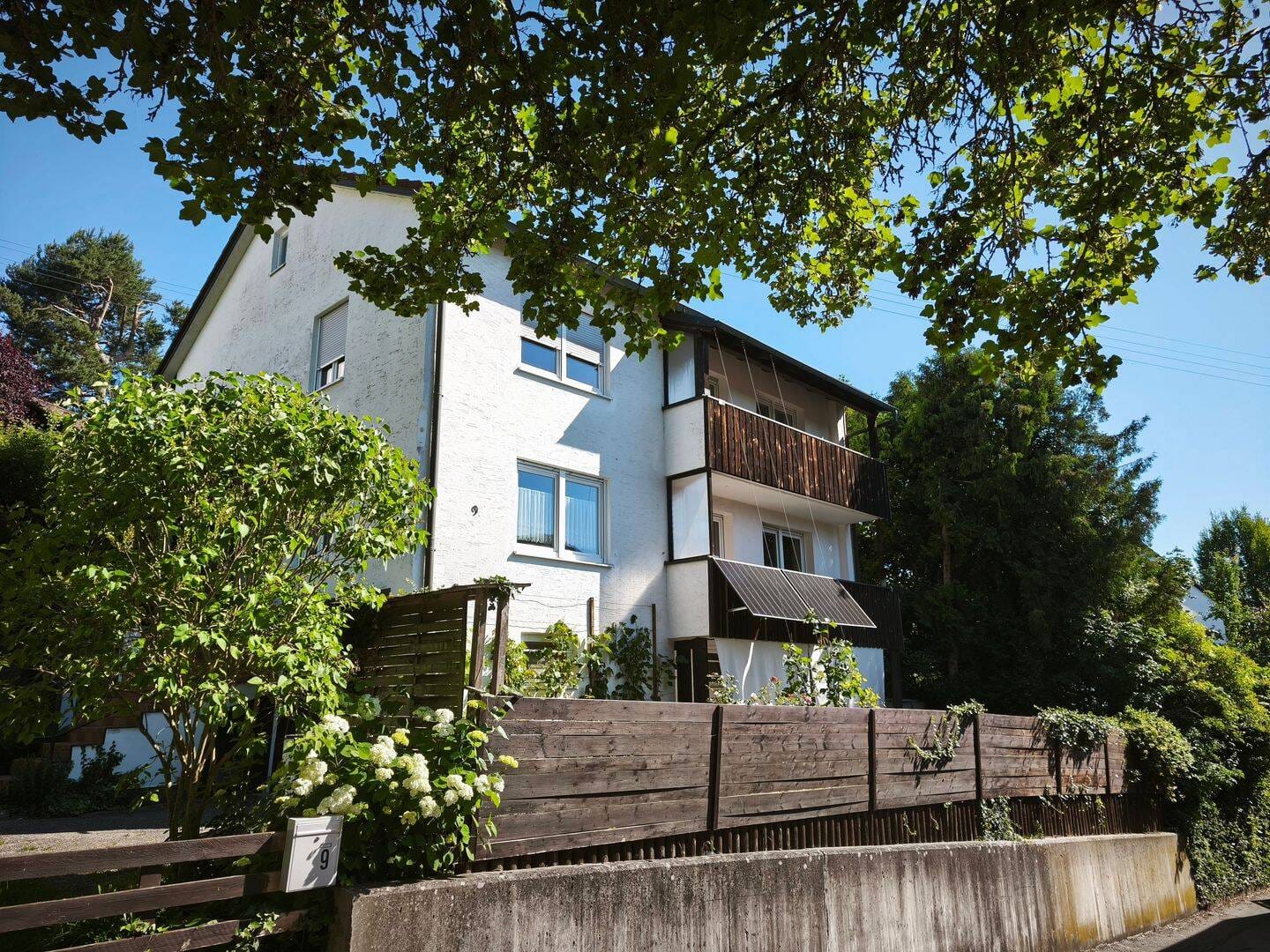 Immobilie in Ilmmünster - Zweifamilienhaus in ruhiger, zentraler Lage - Bild 1