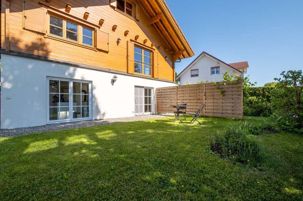 Immobilie in Schlier - SOFORT WOHLFÜHLEN! Sehr charmantes Einfamilienhaus mit Einliegerwohnung in schöner Ortsrandlage - Bild 5