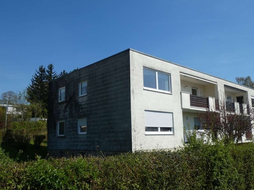 Immobilie in Dinkelsbühl - Helle, gut geschnittene 3,5-Zimmer Eigentumswohnung im Obergeschoss einer kleinen Wohnanlage - Bild 1