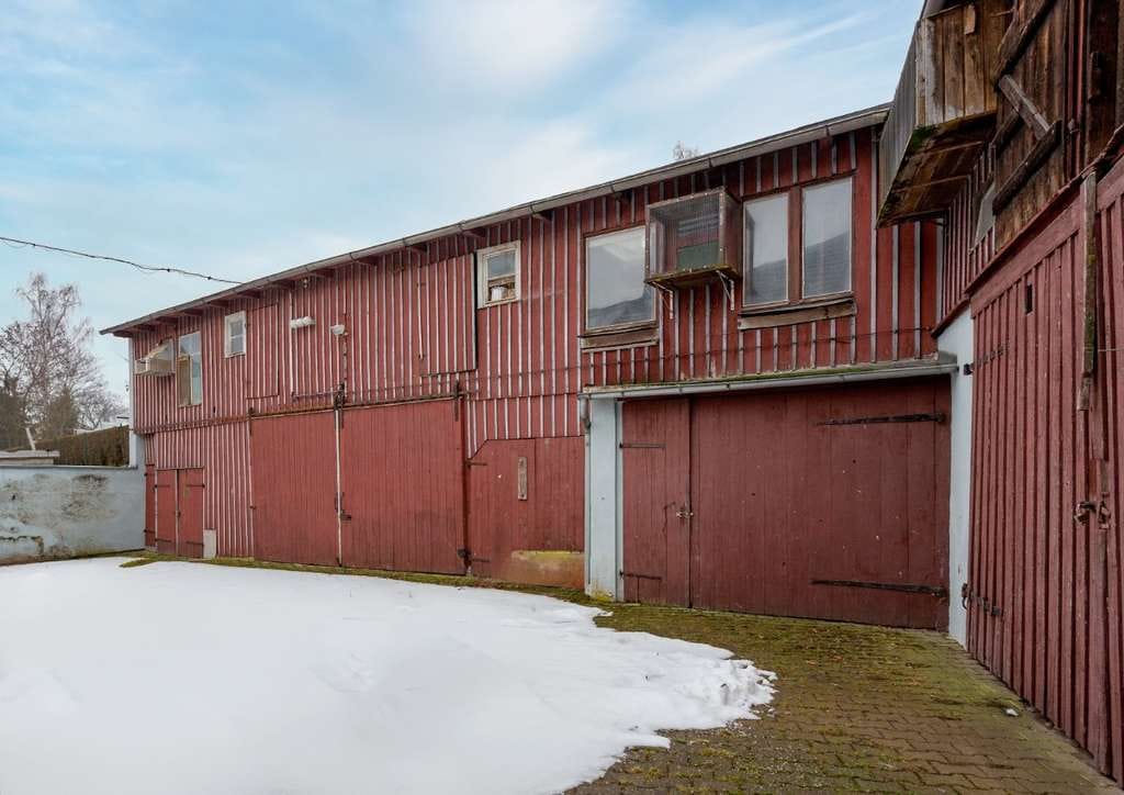 Immobilie in Chemnitz - Einfamilienhaus mit großen Garagen in Chemnitz OT Wittgensdorf zu verkaufen. - Bild 2