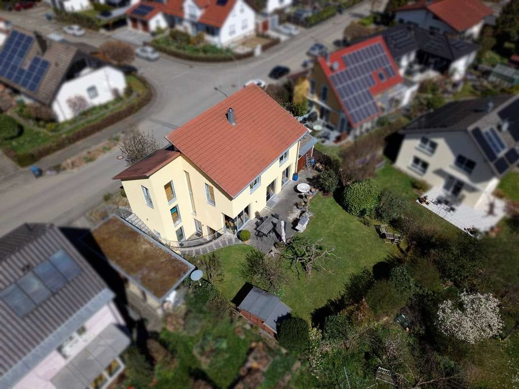 Immobilie in Nehren - Architektenhaus mit Einliegerwohnung, Garten, Carport & exklusivem Wohnambiente - Bild 0