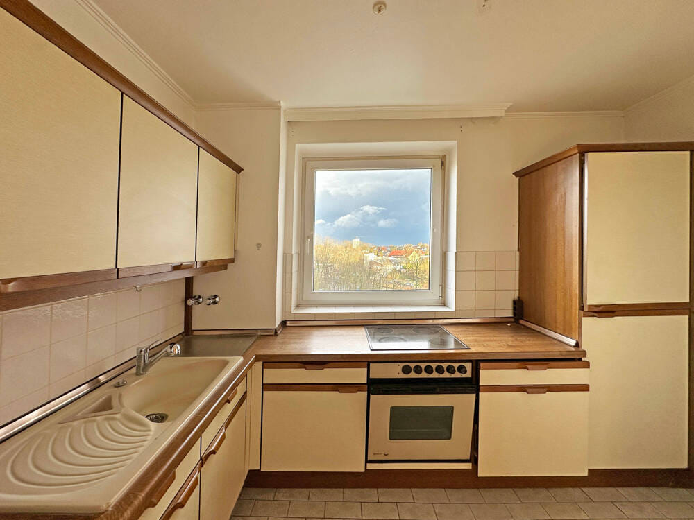 Immobilie in Reinfeld - Reinfeld - freie 2-Zimmer-Wohnung im 8.Stock und tollem Blick auf den Neuhöfer Teich in Zentrumslage - Bild 3