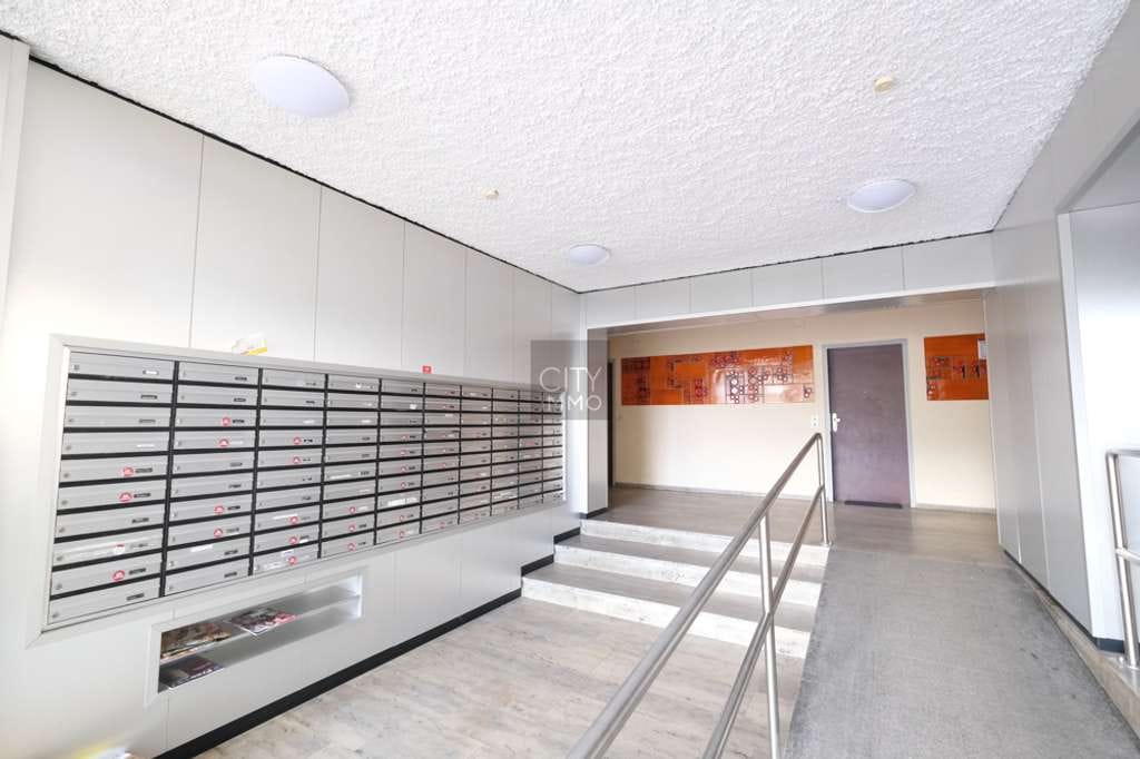 Immobilie in Röthenbach an der Pegnitz - Elegant eingerichtetes Apartment mit allem Komfort sowie Balkon mit Weitblick - Bild 2