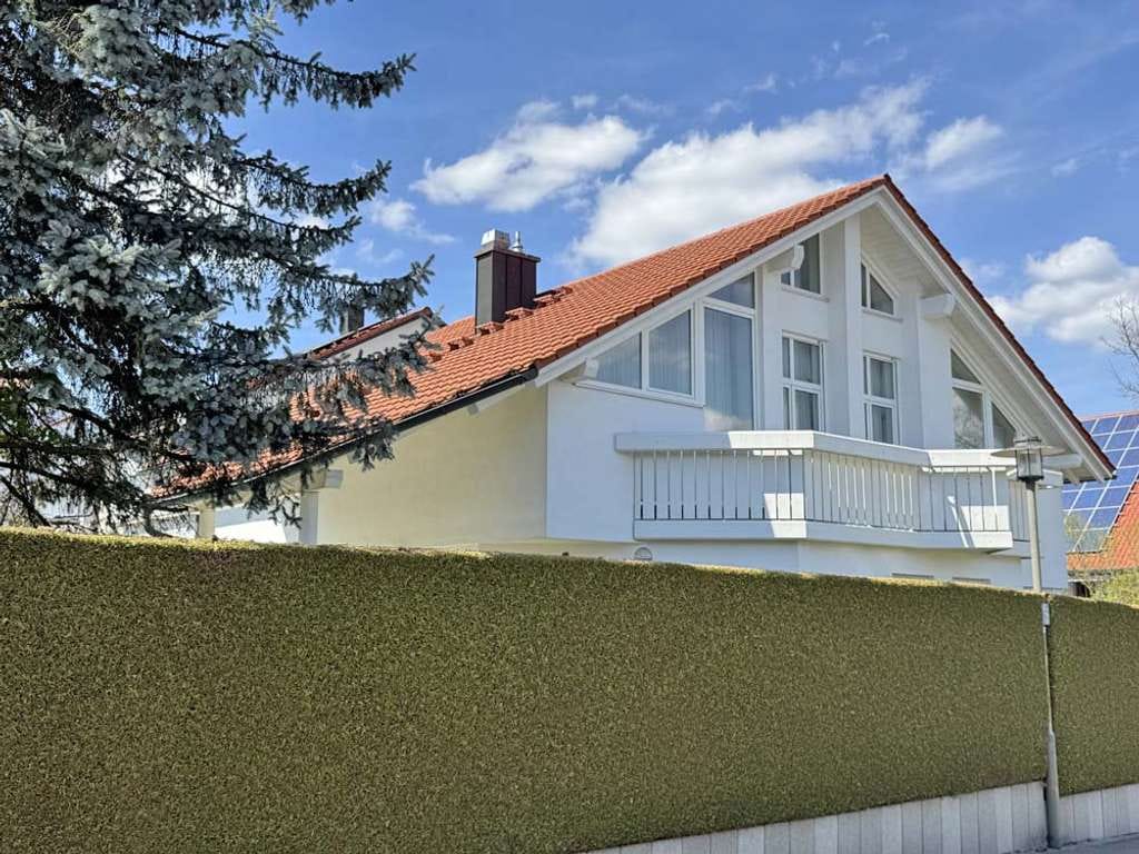 Immobilie in Memmingen - Elegantes, gepflegtes Einfamilienhaus in ruhiger Lage - Bild 2
