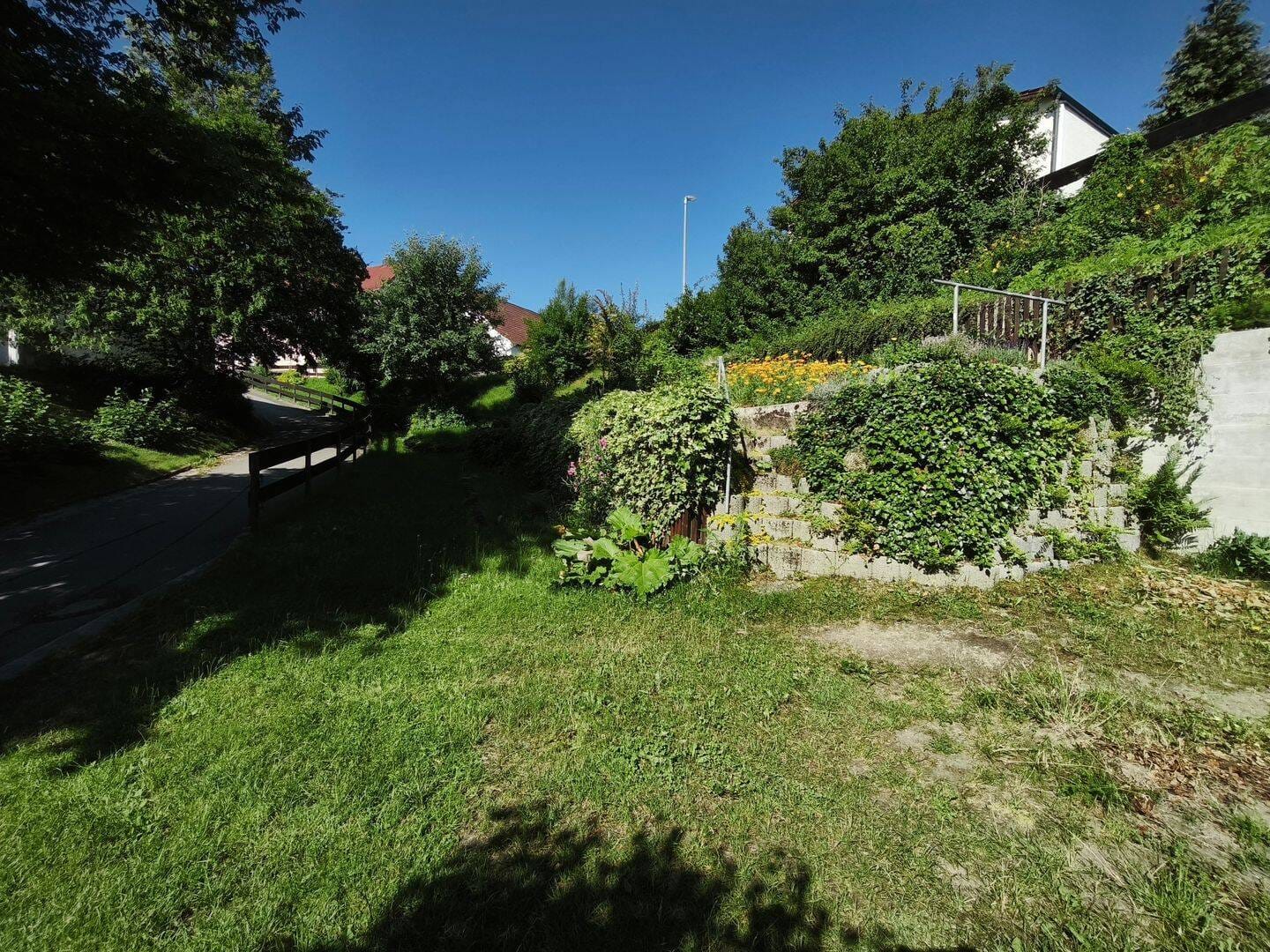 Immobilie in Ilmmünster - Zweifamilienhaus in ruhiger, zentraler Lage - Bild 2