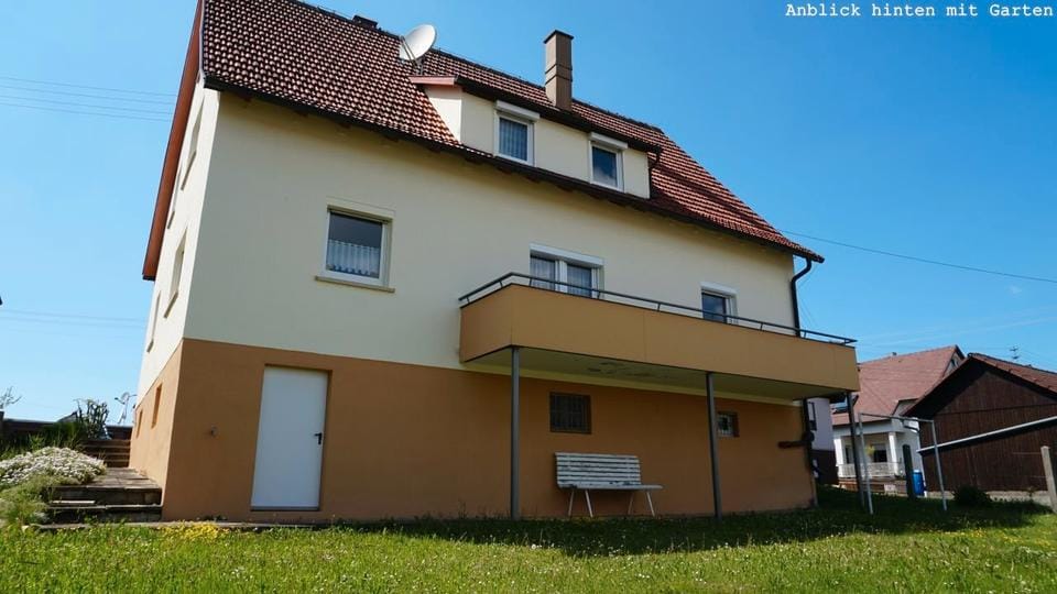 Immobilie in Engstingen - Haus mit zwei Wohnungen für Kapitalanleger – Provisionsfrei - Bild 0
