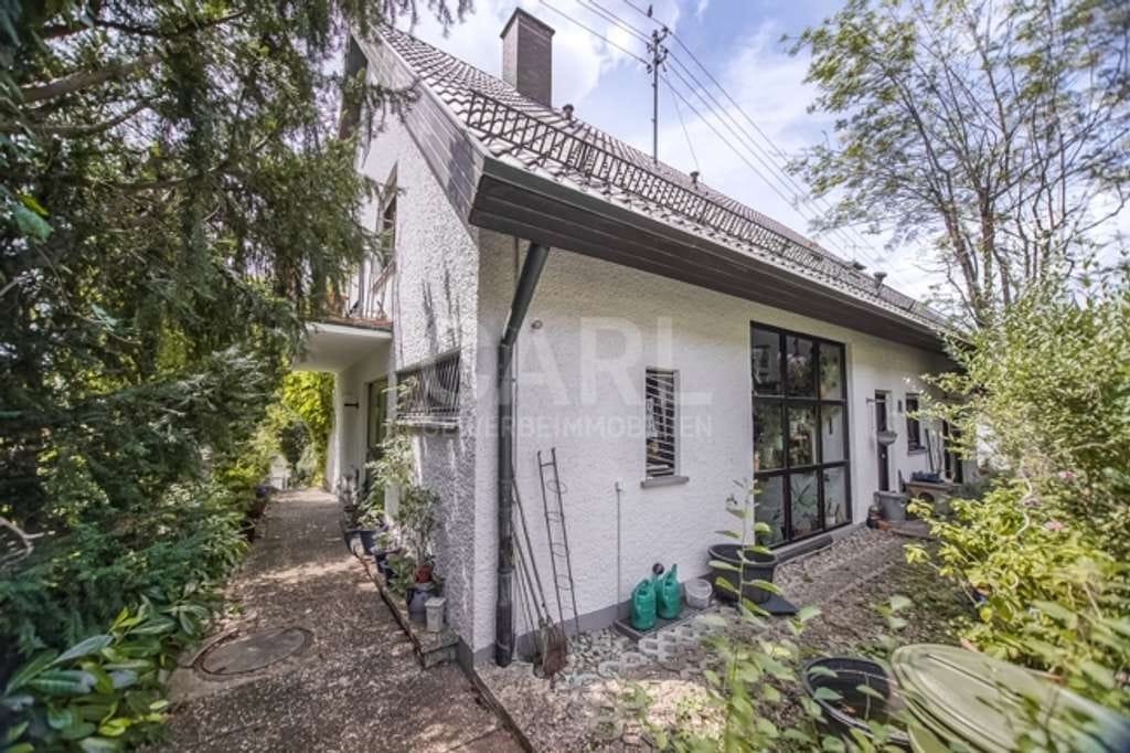 Immobilie in Flein - Großes Einfamilienhaus mit vielseitigen Nutzungsmöglichkeiten in guter Lage von Flein! - Bild 1