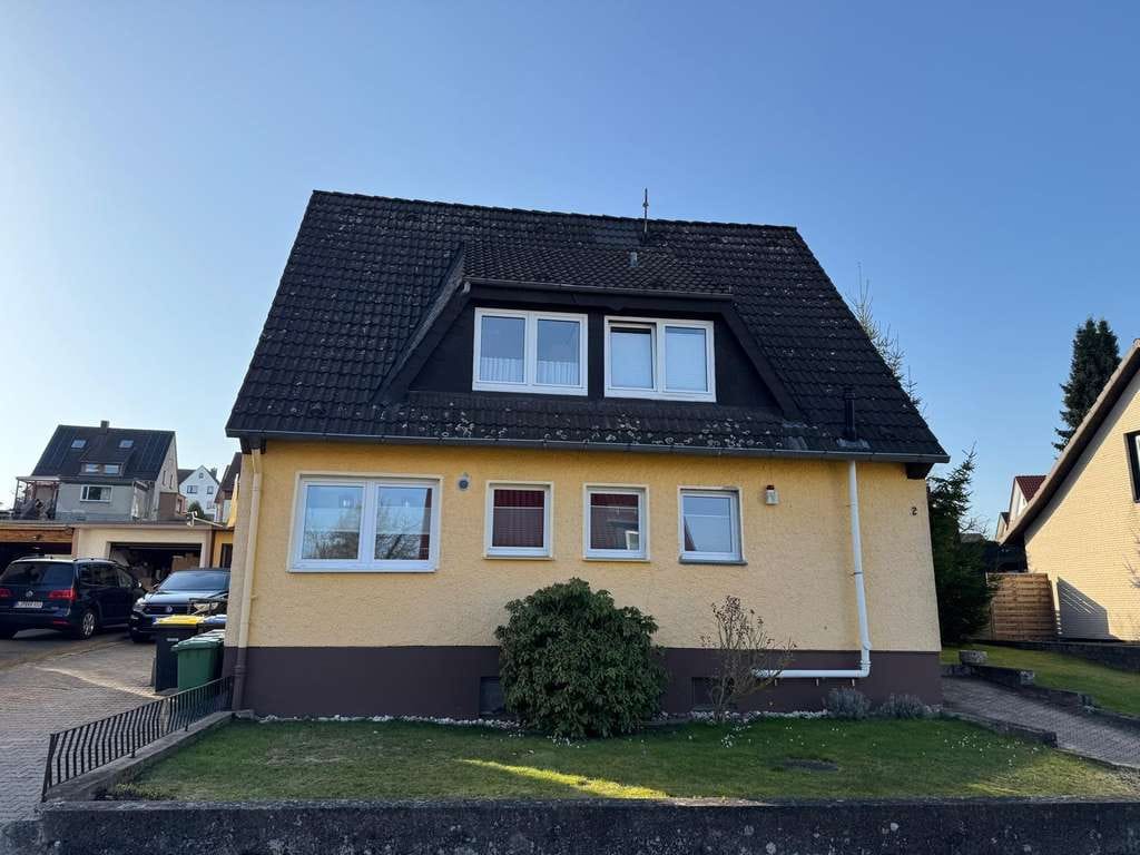 Immobilie in Horn-Bad Meinberg - Ein-/Zweifamilienhaus mit Garage in idealer Lage von Bad Meinberg am Flammenkampsberg - Bild 3