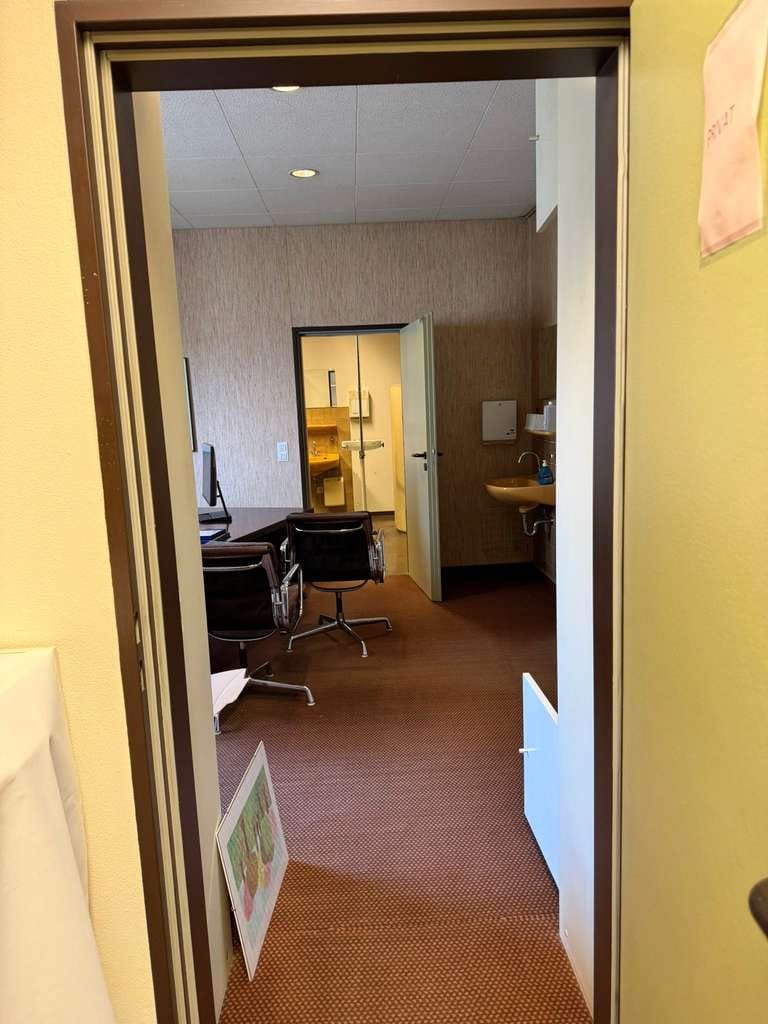 Immobilie in Anröchte - Großzügiges Wohn- und Bürogebäude! - Bild 2