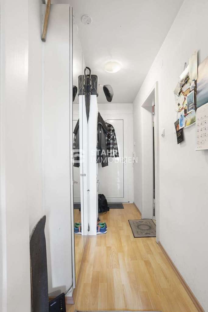 Immobilie in Augsburg - 1,5-Zimmer-Wohnung mit Südbalkon & Stellplatz - Bild 1