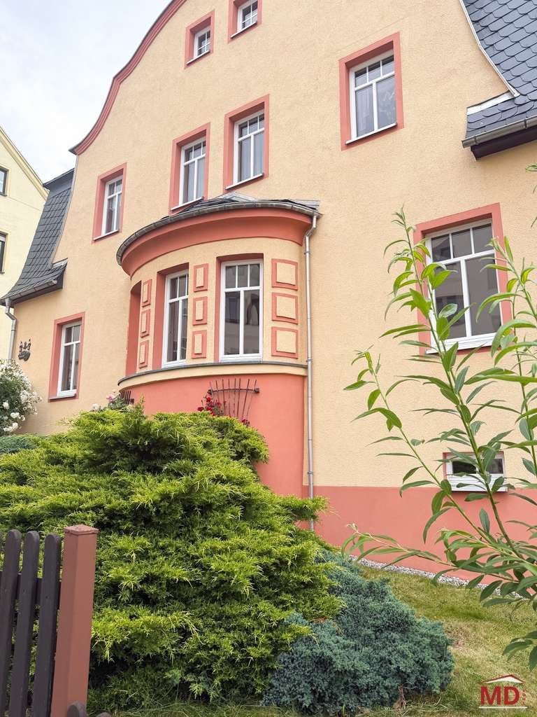 Immobilie in Oelsnitz/Erzgeb. - Gepflegtes Wohnhaus im Villenstil - Bild 0