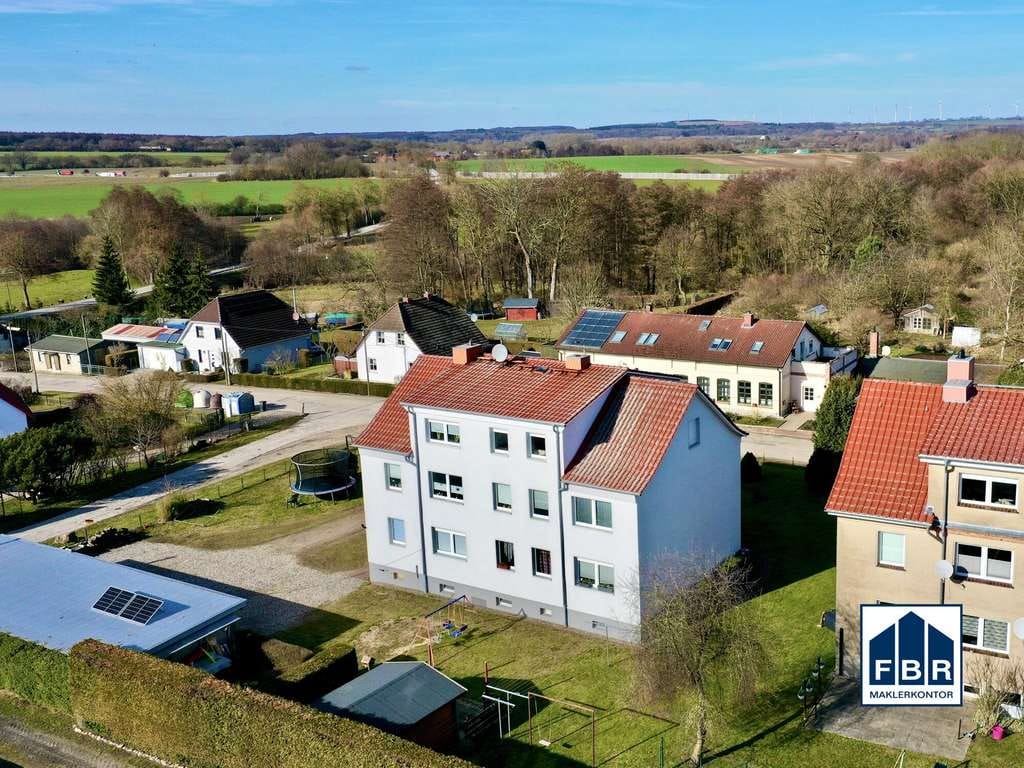 Immobilie in Siemz-Niendorf - Perfekte Anlage! Schmucke Wohnung in gepflegten Mehrfamilienhaus - Bild 0