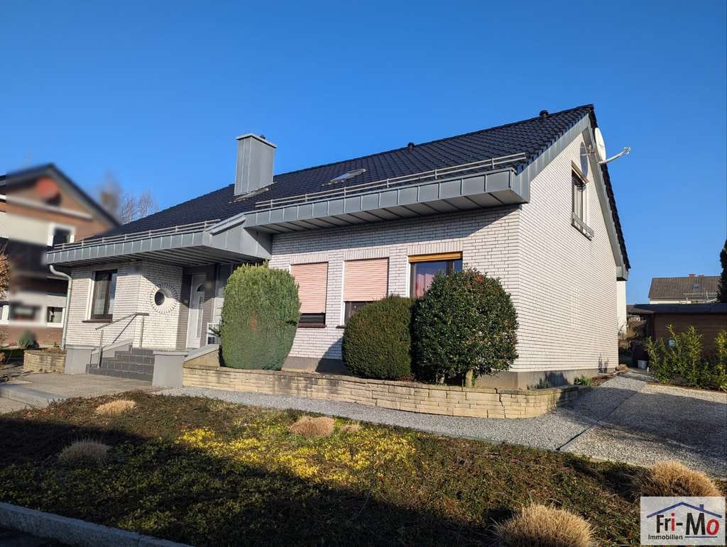 Immobilie in Kirchlengern - ### Wohntraum … Traumhaftes Einfamilienhaus in begehrter Wohnlage von Kirchlegen ### - Bild 1