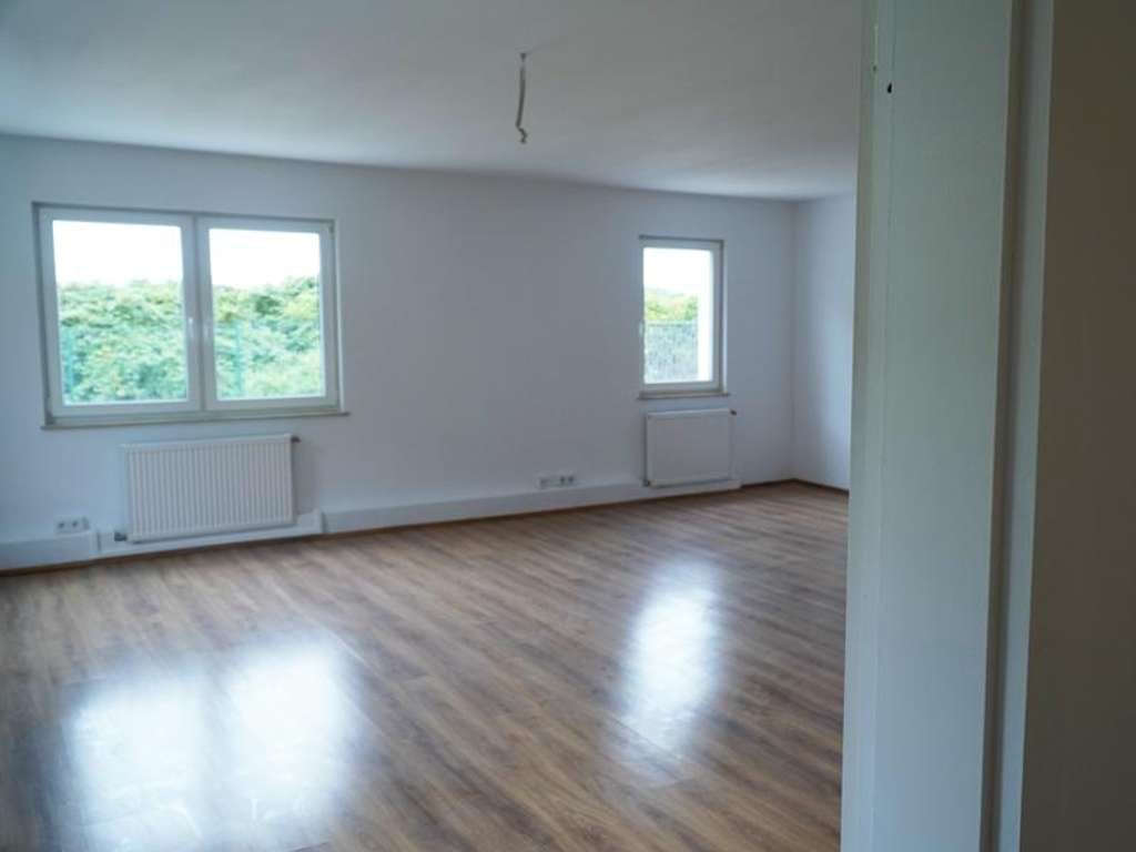 Immobilie in Wustermark - Mehrzweckhalle und Wohnen am Berliner Ring - Bild 4