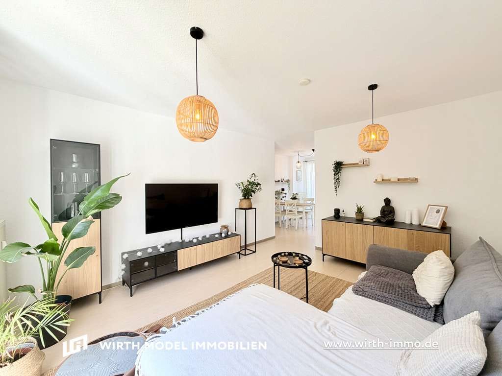 Immobilie in Schwebheim - Ansprechend Zwei-Zimmer-Wohnung mit Balkon und Aufzug in traumhafter Lage Schwebheims - Bild 3