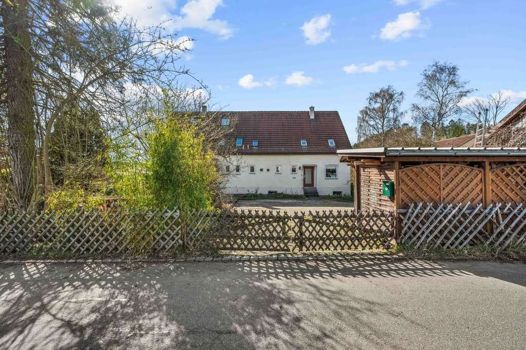 Immobilie in Münsingen - Wohnhaus mit Potenzial: zwei Doppelhaushälften in Münsingen - Bild 0