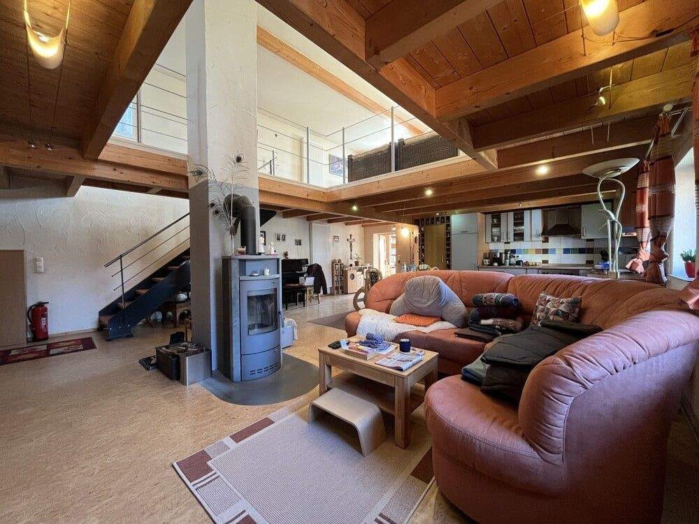 Immobilie in Stadtlauringen - Ein Ort mit Raum für Ideen: Großes Wohnhaus mit Nebengebäuden in naturnaher Lage - 97488 Birnfeld - Bild 4