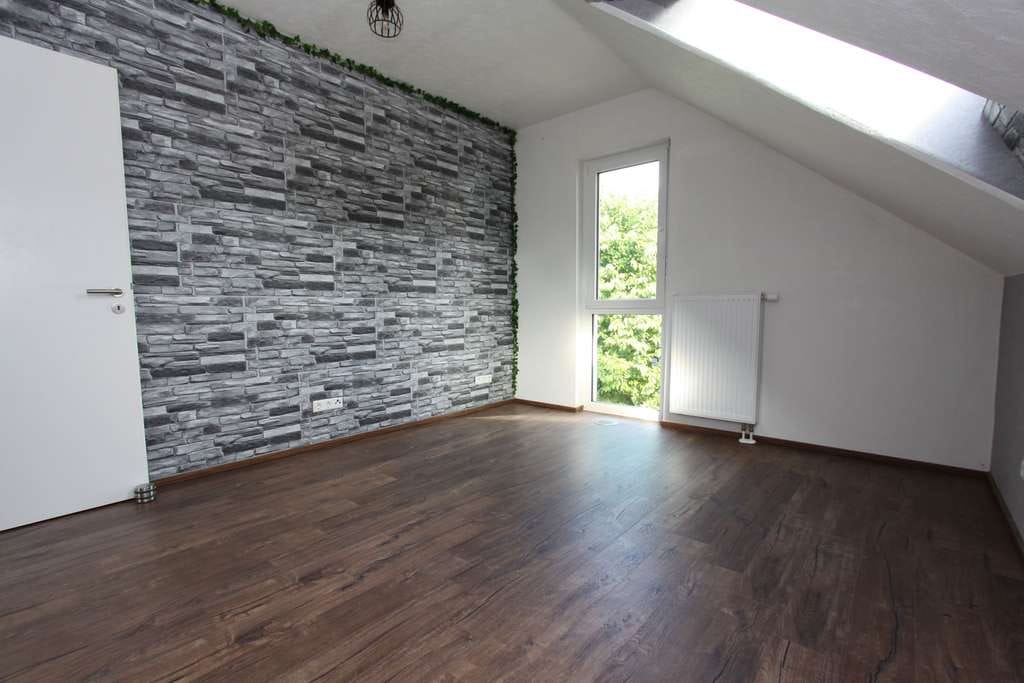 Immobilie in Gräfendorf - Gräfendorf: Modernes Wohnen auf großem Grundstück – Ein Haus zum Ankommen - Bild 4
