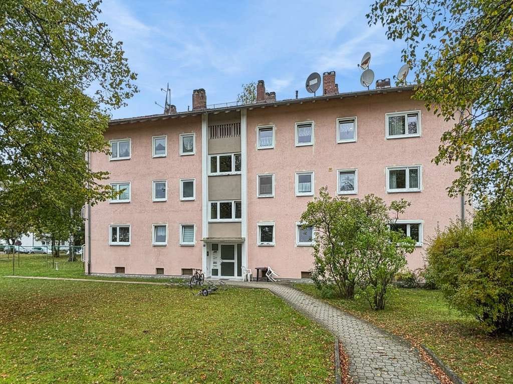 Immobilie in Lauf an der Pegnitz - Beständige Kapitalanlage mit langfristigem Mietverhältnis - 4-Zimmer-Wohnung in Lauf an der Pegnitz - Bild 1