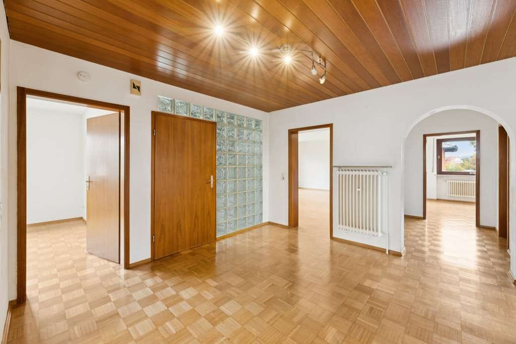 Immobilie in Creußen - Zweifamilienhaus in beliebter Wohnlage in Creußen - Bild 3