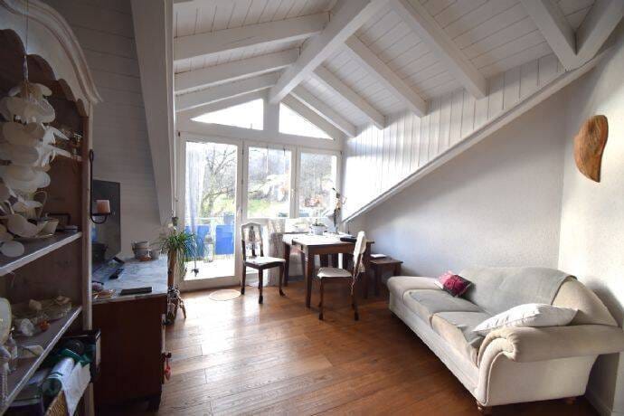 Immobilie in Waldshut-Tiengen - Aufgepasst... hübsche Atelierwohnung in Waldshut! - Bild 1