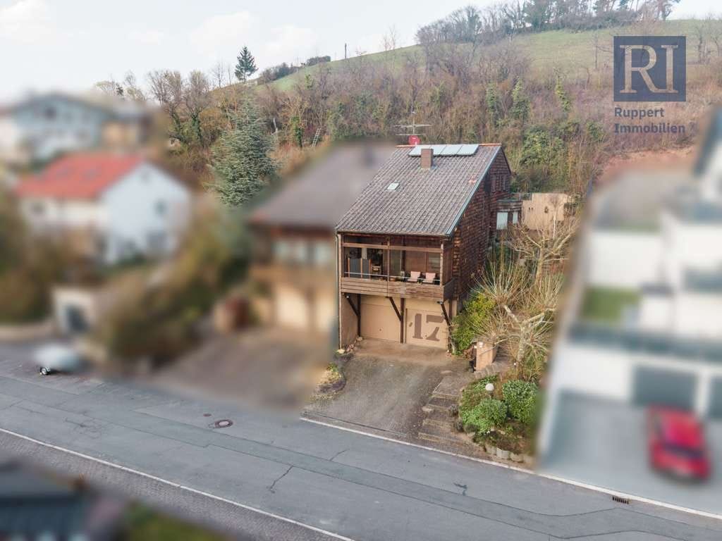 Immobilie in Külsheim - Architektenhaus mit Charakter und besonderem Grundriss - Bild 0