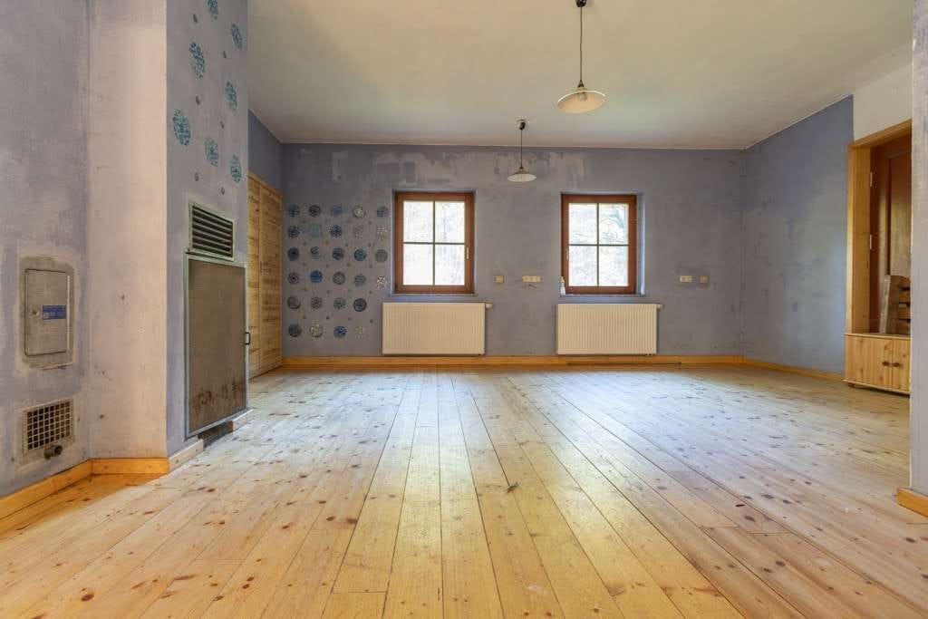 Immobilie in Hildburghausen - Wenn Balken Geschichte erzählen - historische Mühle mit zwei Wohneinheiten - Bild 3