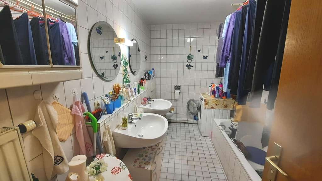 Immobilie in Bühlertann - Attraktive 3-Zi.-Dachgeschosswohnung mit Loggia und Balkon - Bild 4