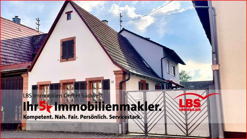 Immobilie in Minfeld - Ihr neues Zuhause
Freistehendes  EFH mit Carport, Doppelgarage und einem schönen, großen Garten - Bild 1