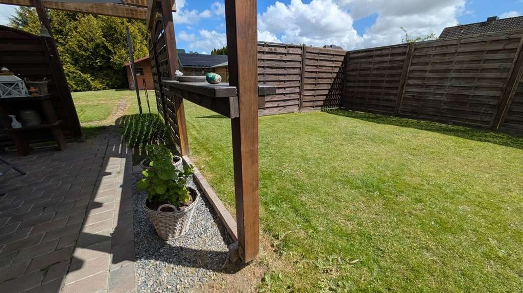 Immobilie in Brunsbüttel - gemütliches Haus, beliebte Lage, viel Platz im Garten - Bild 2