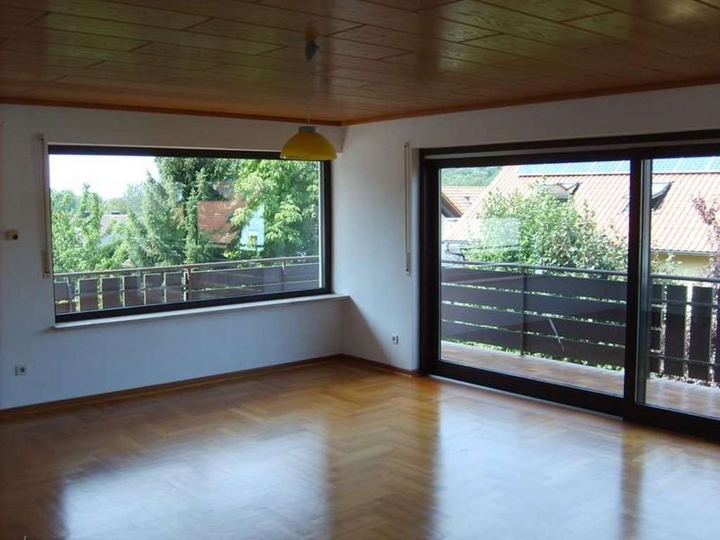 Immobilie in Üchtelhausen - Mehrfamilienhaus in Üchtelhausen mit 3 Wohnungen - Bild 1