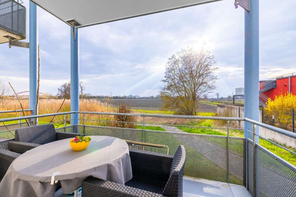 Immobilie in Donauwörth - Barrierefreie & helle 2-Zimmer-Wohnung mit Westbalkon, Feldblick und Aufzug in Donauwörth-Nordheim - Bild 0