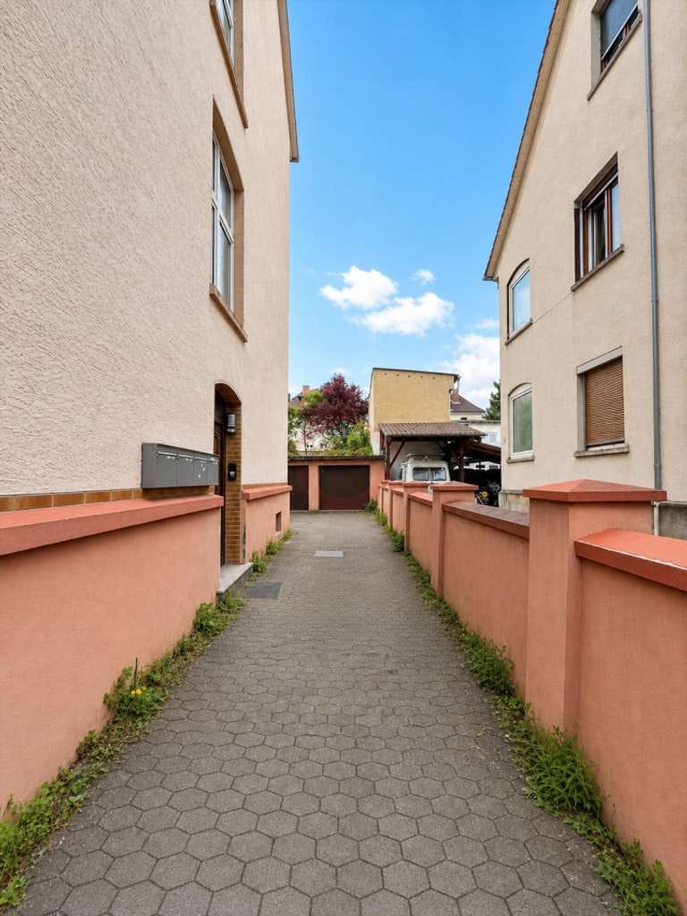 Immobilie in Gießen - Wertstabile Kapitalanlage in Gießen: Modernisiertes Mehrfamilienhaus mit sofortigem Ertragspotenzial - Bild 1