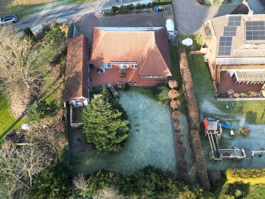 Immobilie in Rehm-Flehde-Bargen - Bungalow in ruhiger Dorflage mit guter Anbindung und Nähe zur Nordseeküste - Bild 2