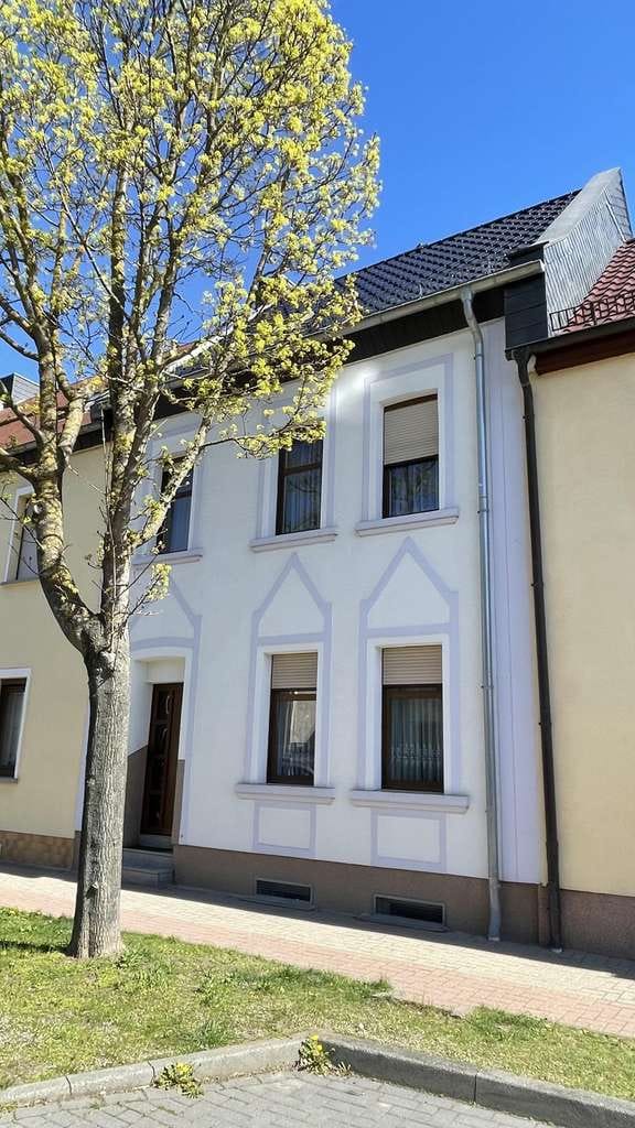 Immobilie in Nienburg (Saale) - Wohnen auf 2-3 Etagen - Bild 0
