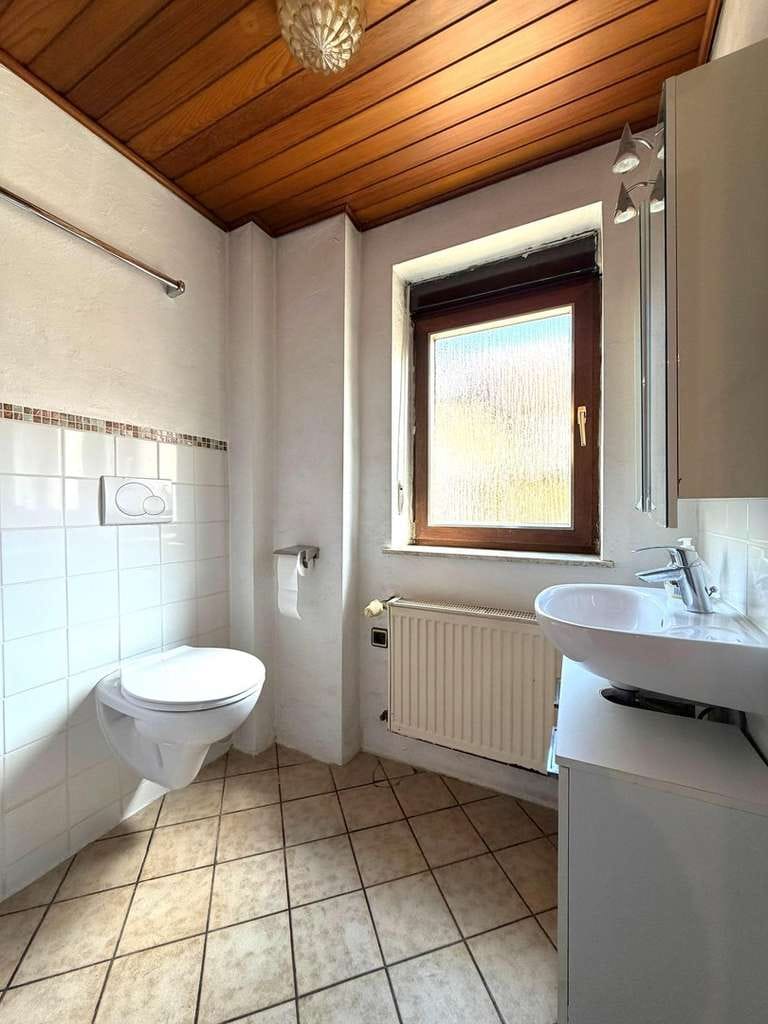 Immobilie in Freisbach - 2 tolle Häuser * Neu- und Altbau * in Freisbach - Bild 4