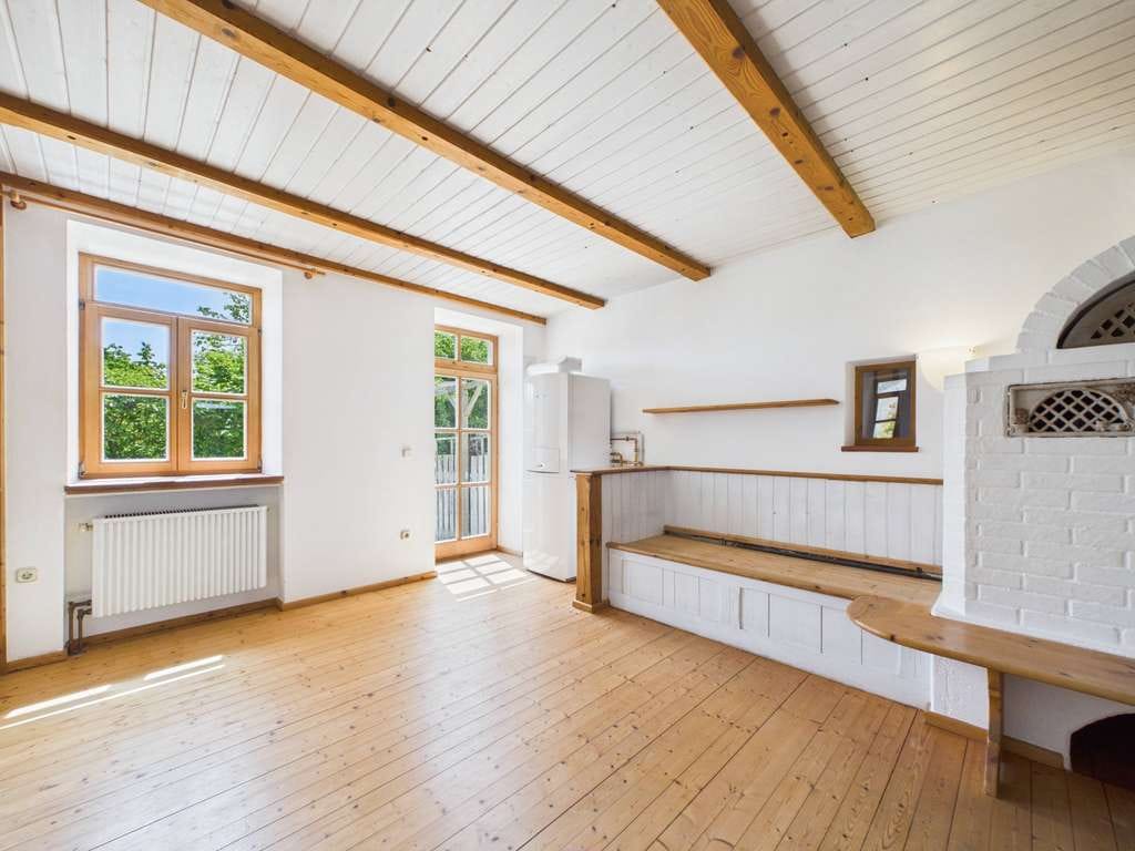 Immobilie in Zolling - Ein Zuhause mit Vergangenheit – liebevoll modernisierte Doppelhaushälfte mit besonderem Flair - Bild 4