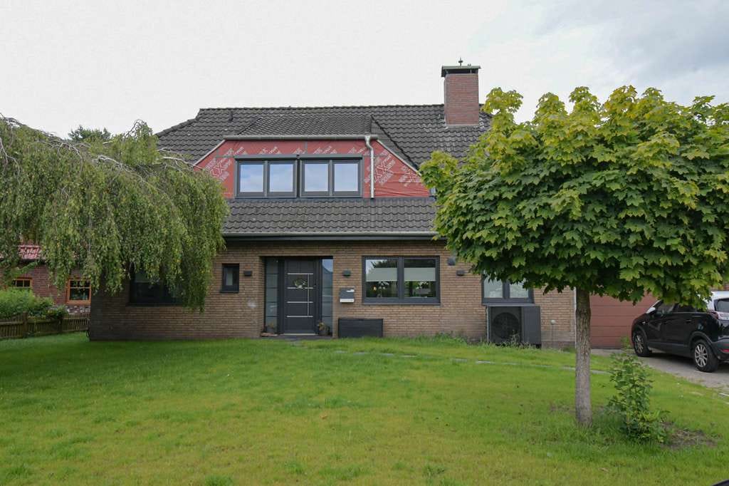 Immobilie in Edewecht - 6608- Modernísiertes Einfamilienhaus im stylischem Trend und charakteristischem Stil - Bild 0