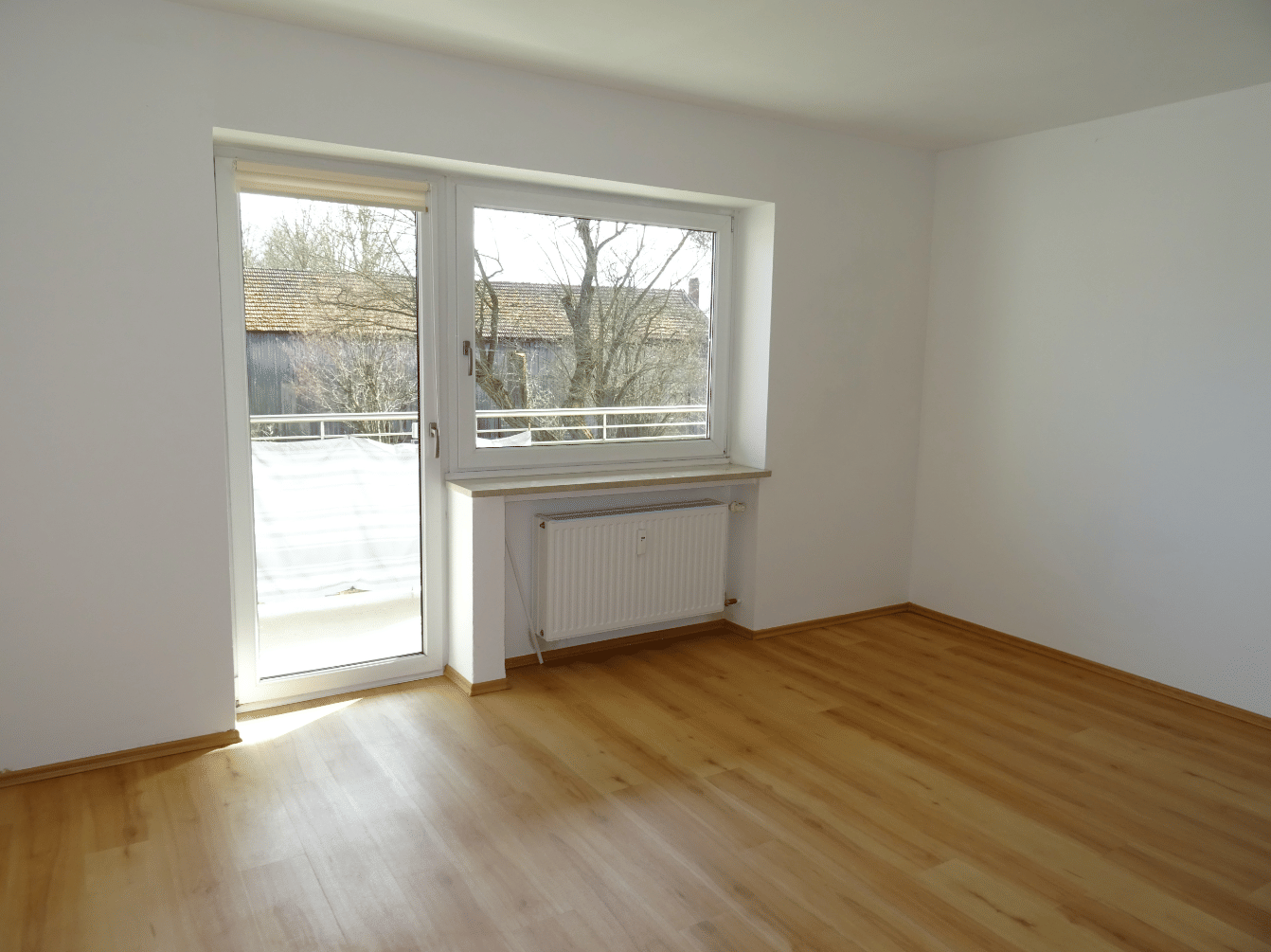 Immobilie in Altötting - Provisionsfrei! Dreiparteienhaus auf großzügigem Grundstück in idyllischer, ruhiger Lage zu verkaufe - Bild 1