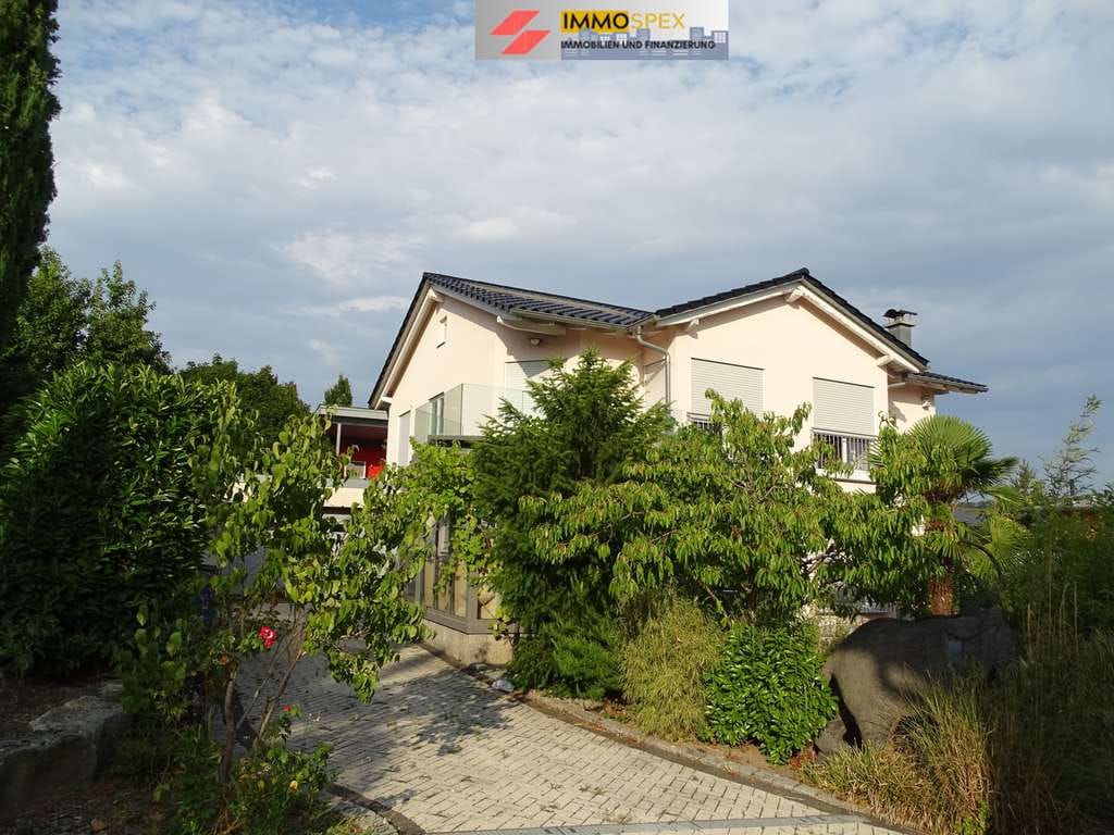 Immobilie in Binzen - Exklusives Architektenhaus in begehrter Top-Lage von Binzen! - Bild 0