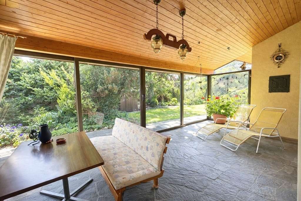 Immobilie in Dettingen unter Teck - Freistehendes Einfamilienhaus mit großem Garten - Bild 4