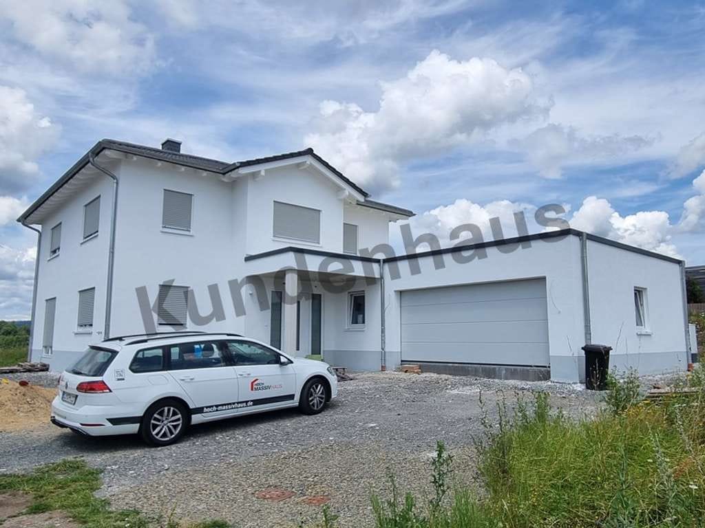 Immobilie in Nieder Kostenz - Ihr Zuhause in besten Händen – Bauen mit HOCH Massivhaus! - Bild 1