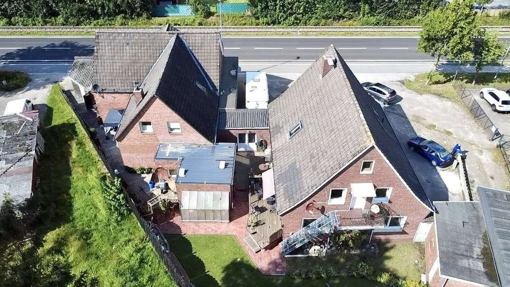 Immobilie in Aurich - NEUER PREIS! Solide Geldanlage in Ostfriesland – 6 WE in 2 Gebäuden in zentraler Lage - Bild 3