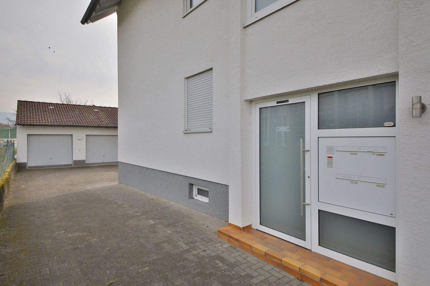 Immobilie in Malsch - Sanierte Kapitalanlage mit guter Rendite, drei Garagen und langjährigen Mietern in Malsch - Bild 2