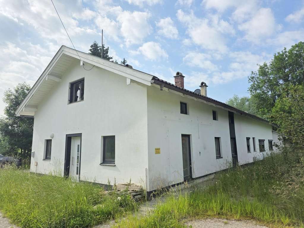 Immobilie in Bruckmühl - Altbau - großes Wohnhaus in Außenlage - Bild 0